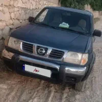 نیسان پیکاب مدل ۸۱