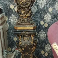 ساعت ایستاده دوتکه