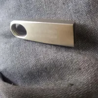 فلش ۳۲ گیگ ۲۰۰تومان