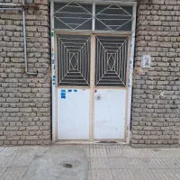 درب  اهنی نفر رو