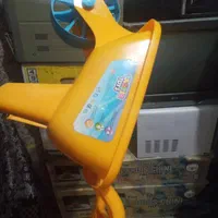 تعدادی اسباب واثاث بچه گانه|اسباب و اثاث بچه|صدرا-فارس, فاز ۱|دیوار