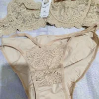 لباس زیر|لباس|رشت, رشتیان|دیوار