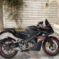 موتور ار اس 200