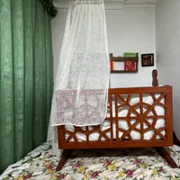 تخت نوزاد و کودک گره چینی|تخت و صندلی بچه|رشت, پیرکلاچای|دیوار