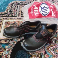 کفش ایمنی چرم ۴۱ و ۴۲