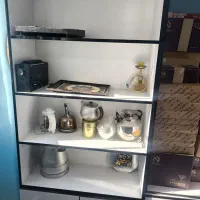 ویترین ام دی اف مغازه در حد نو