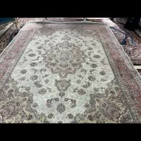خریدار فرش فرهی نه متری هستم