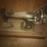 چرخ خیاطی قدیمی