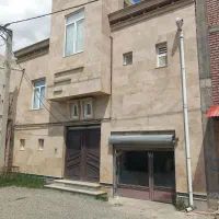 خانه-دو-طبقه-در-سیلاب