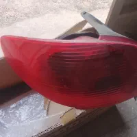 دو عدد چراغ عقب ۲۰۶