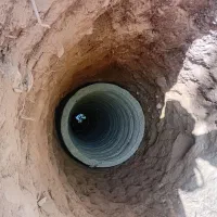 مغنی و چاه کندن ساختمان و خونه