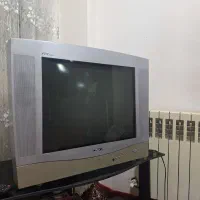 تلویزیون ۲۱ اینج konka با میزش|تلویزیون و پروژکتور|تهران, تولید دارو|دیوار