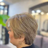 مدل کوتاهی|خدمات آرایشگری و زیبایی|رشت, بلوار گیلان|دیوار