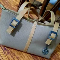 کیف و کفش|کیف، کفش، کمربند|شیراز, کوشک میدان|دیوار