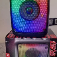 اسپیکر|پخش‌کننده همراه|باغستان, |دیوار