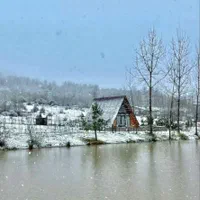 اجاره کلبه سوییسی جکوزی دار با برکه اختصاصی