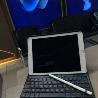 iPad pro|تبلت|مشهد, شهید فرامرز عباسی|دیوار