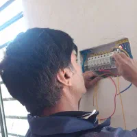 برق کاری ساختمان به صورت کلی و جزعی|خدمات پیشه و مهارت|کوهدشت, |دیوار