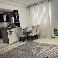 فروش-طبقه-اول-96متری-تمیزوشیک-گلزاران