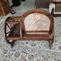 میز تلفن چوبی|میز تلفن|اصفهان, باغ دریاچه|دیوار