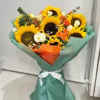 دسته گل طبیعی زیبای پاییزی