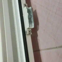 تعمیروریگلاژدروپنجره پی وی سی وآلومینیوم|خدمات پیشه و مهارت|هشتگرد, فاز ۱ مهستان|دیوار