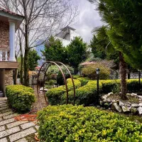 ویلا-باغ-500متری-دنج-ومشجر-مالک-اصفهانی-پول-لازم