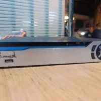 یک عدد دستگاه دوربین
