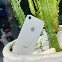 ایفون 8