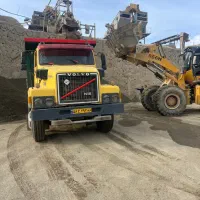 اپراتور سنگ شکن راننده لودر راننده بیل کامیون