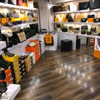 اجاره تجاری ۳۰۰ متر نیاوران