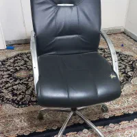 صندلی مدیریتی، گردان