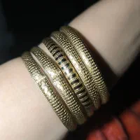 النگو زیبا سایز۳ فقط ۱۰۰ تومن بالای قیمت طلا