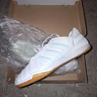 کتونی سالنی تاپ سالا