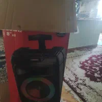 اسپیکر بزرگ نو استفاده نشده