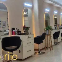 نیاز به کمک کار بند و ابرو کار و ناخن کار حرفه ای