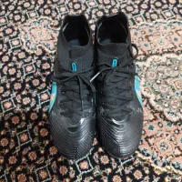 کفش فوتبال جورابی یاس