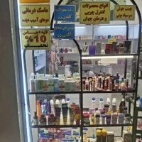 فروش تعدادی قفسه وپیشخوان مناسب اصناف مختلف