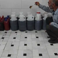 شیره فرهان|خوردنی و آشامیدنی|قم, چهل درخت‎|دیوار
