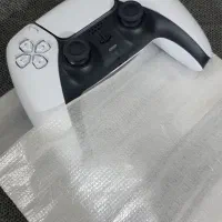 دسته فابریک داخل کارتون ps5