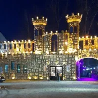 قلیان زن حرفه ای