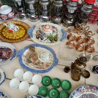 گلدان‌های قاجاری و چراغ نفتی|کلکسیون اشیاء عتیقه|قم, هفت تیر|دیوار