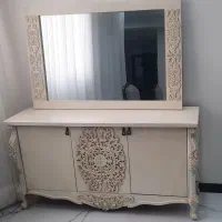 آینه و کنسول