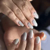 ناخن خوشگل و ترند با قیمت دانشجویی