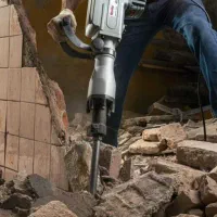 تخریب و آجرچینیی و نظافت منزل با کارگر دوره دیده