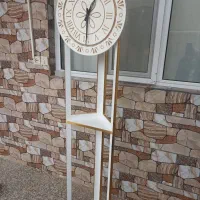 ساعت ایستاده