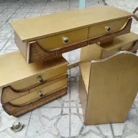 میز آرابش