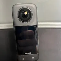 دوربین ورزشی insta360 x3