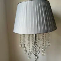 اباژور ایستاده