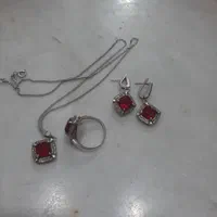 نقره نیم ست نگین زرشکی